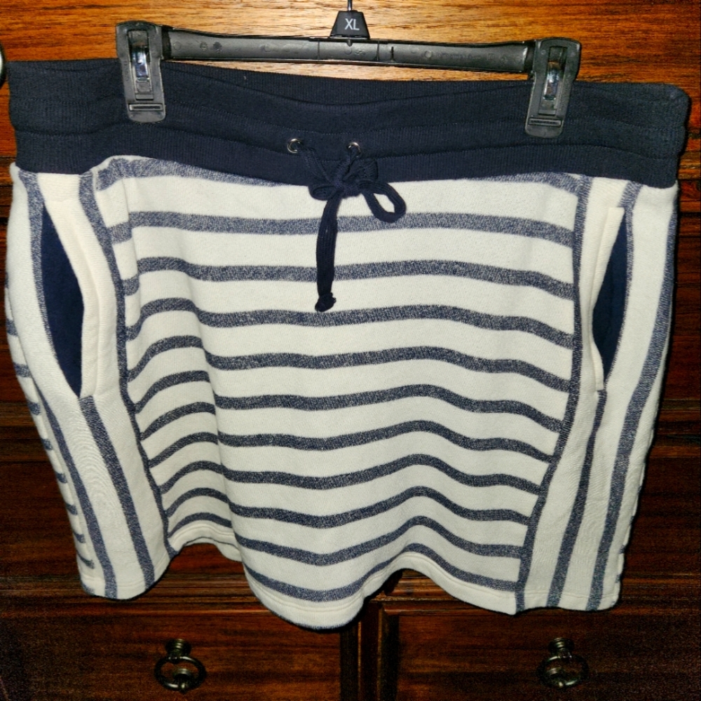 Shirt/shorts